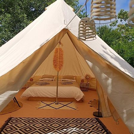 Tente Mongole " O Reves Atypiques" Bouce  Ngoại thất bức ảnh