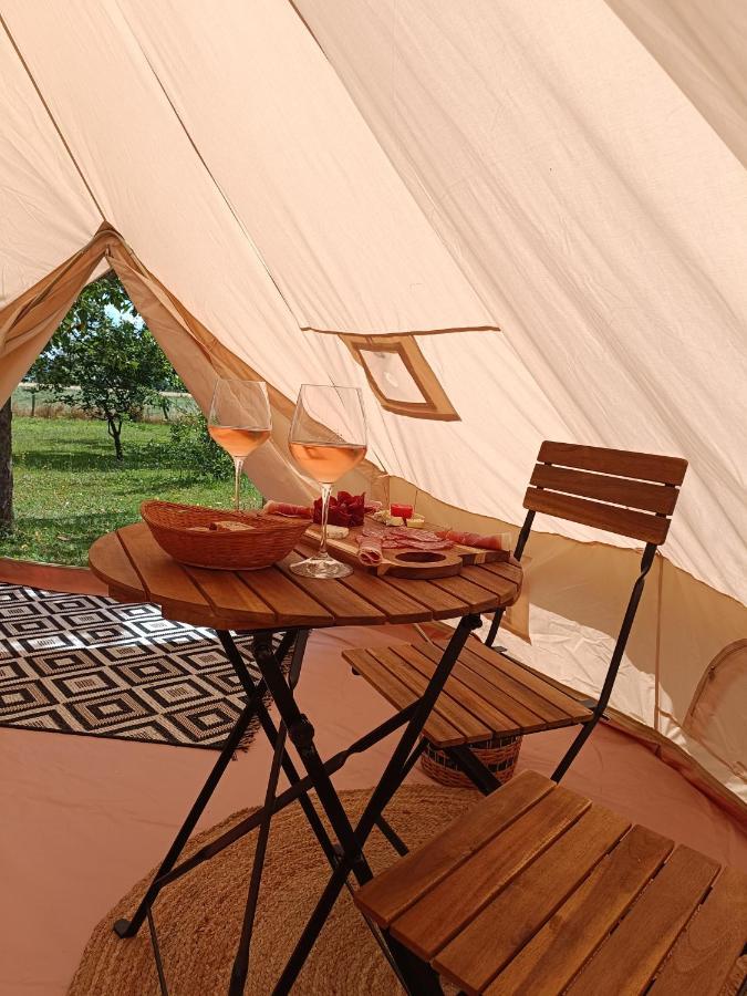 Tente Mongole " O Reves Atypiques" Bouce  Ngoại thất bức ảnh